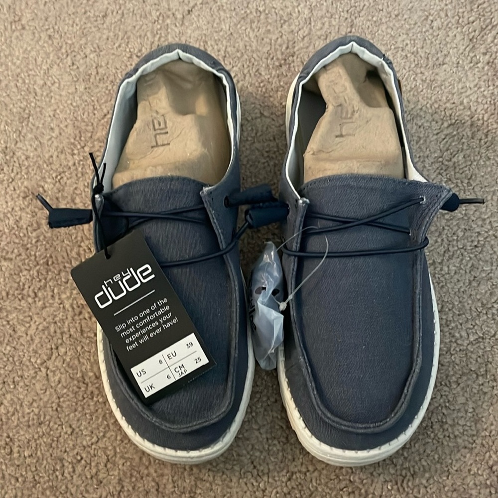 NWT Women’s Hey Dude Shoes